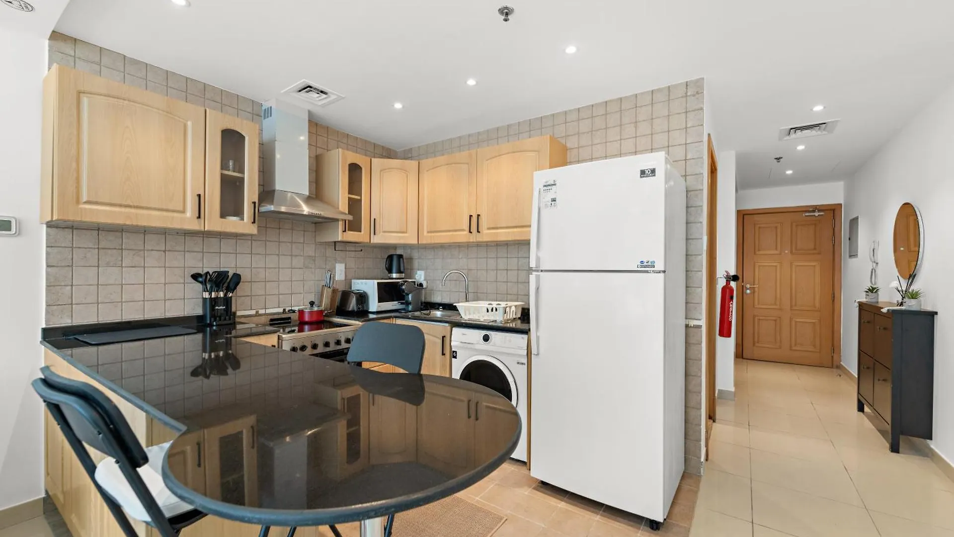 Apartment Cozy Studio Near The Beach With Access To Pool And Gym Dubai United Arab Emirates